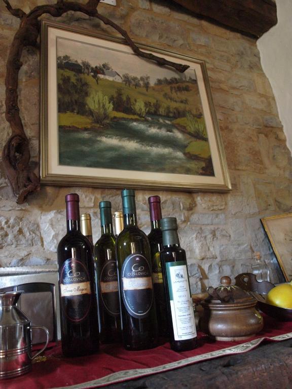 Al Merlo Olivo, Rural Istrian House Buje Bagian luar foto
